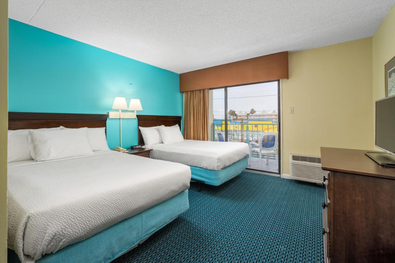 Cayman Hotel 3*